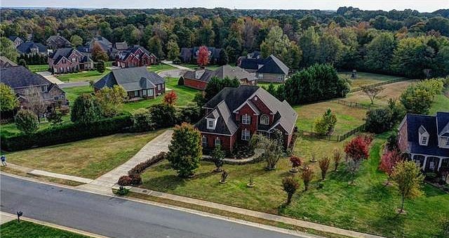 Stanley North Carolina downtown and lake region