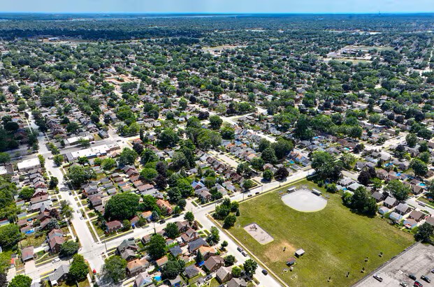 Chimney technician working in Allen Park, MI
