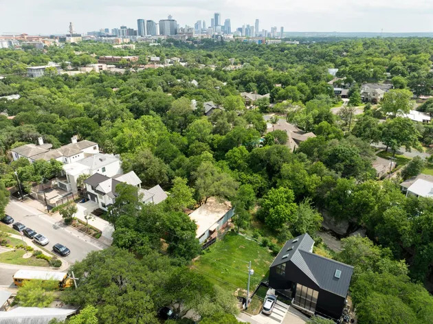 Austin, Texas city skyline