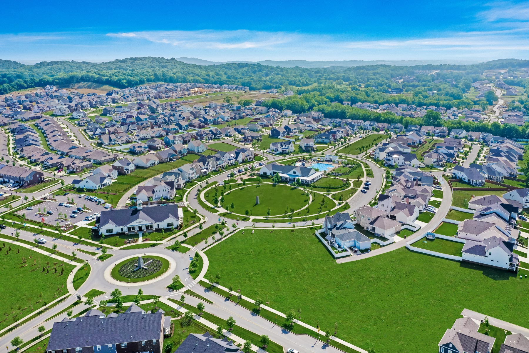 Lakeside street in Hendersonville, TN