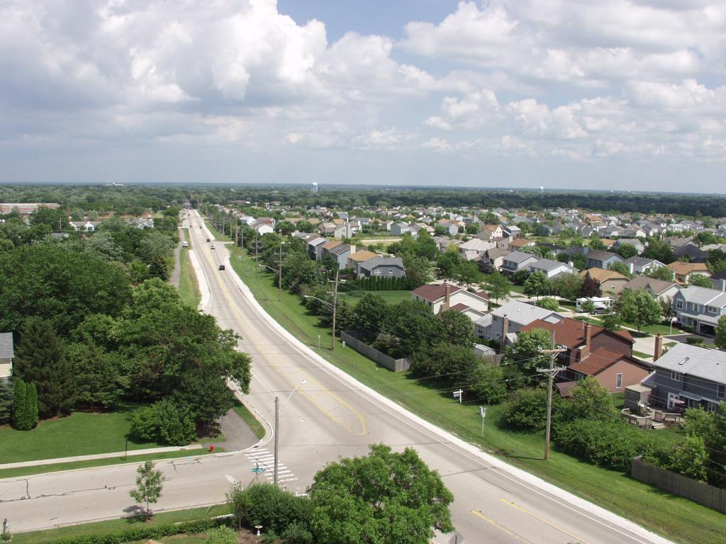 Residential street in Mundelein, IL