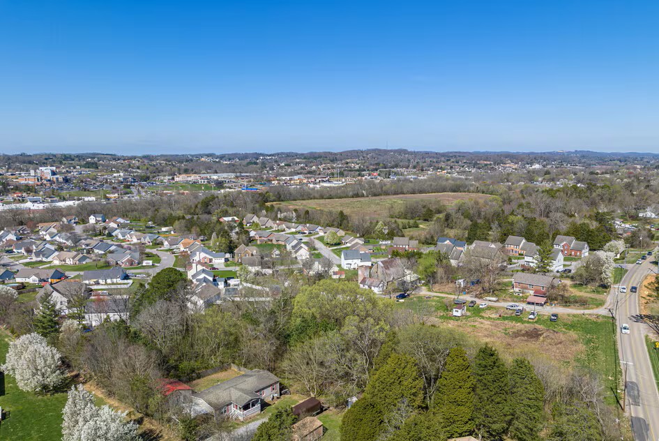 Scenic home in Powell, TN