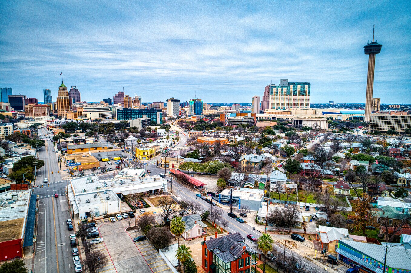 San Antonio Texas skyline and homes