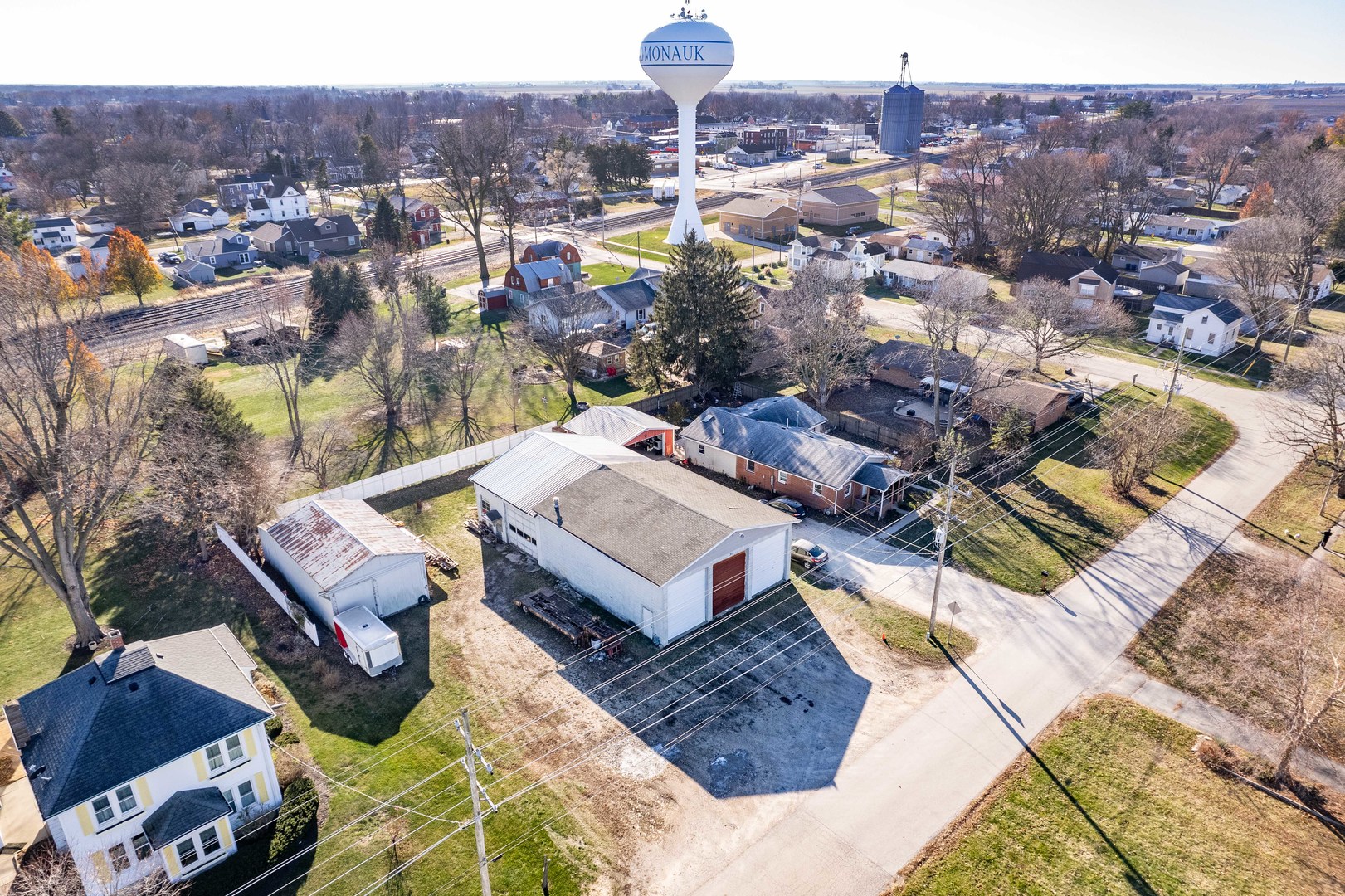 Quaint main street in Somonauk, IL